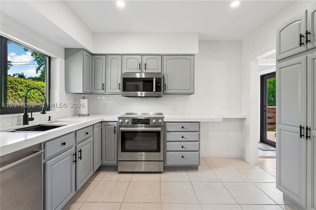 1541 Consolata Ave, Coral Gables, FL 33146