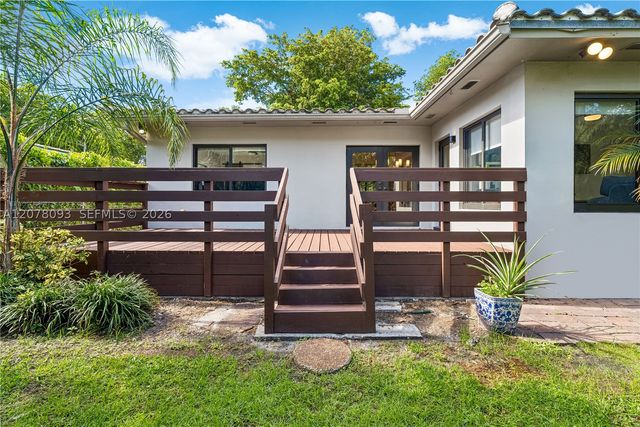 1541 Consolata Ave, Coral Gables, FL 33146