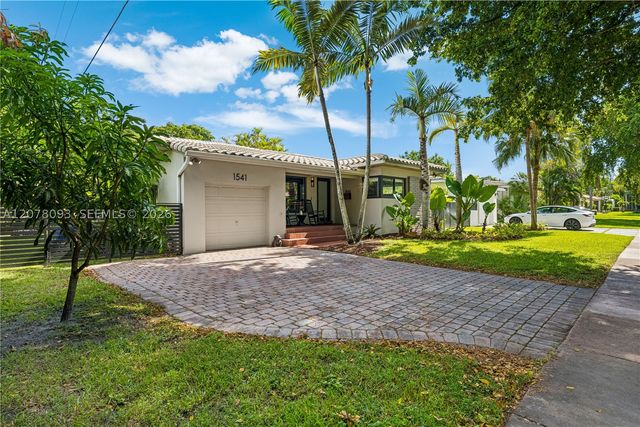 1541 Consolata Ave, Coral Gables, FL 33146
