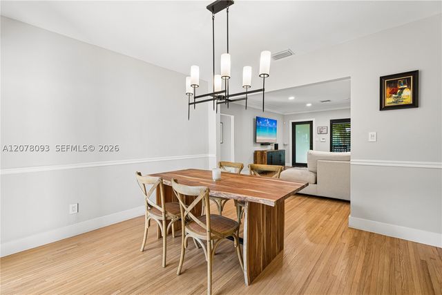 1541 Consolata Ave, Coral Gables, FL 33146