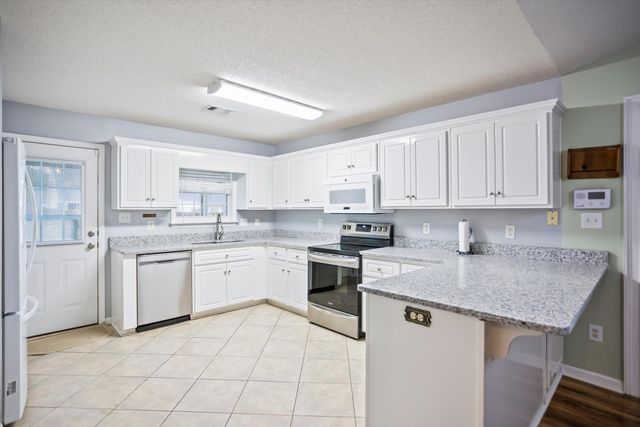 15 Flower Break Road, Aiken, SC 29803