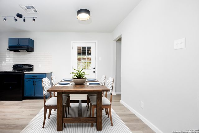 107 Cornish, San Antonio, TX 78223