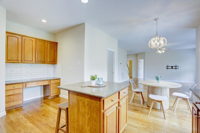 1013 Notting Hill Dr, Gallatin, TN 37066