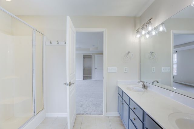 1013 Notting Hill Dr, Gallatin, TN 37066