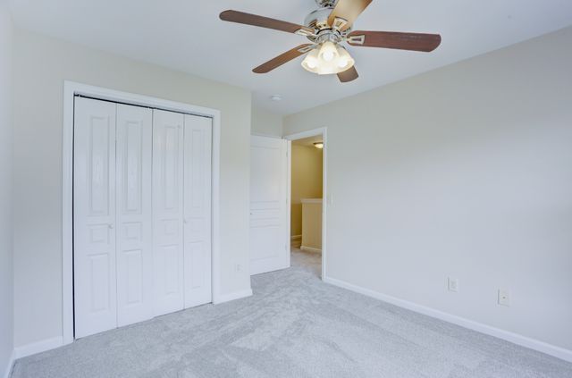 1013 Notting Hill Dr, Gallatin, TN 37066