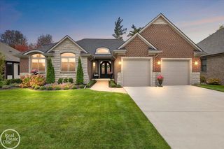 50059 Anita Way N. Drive Unit #8, Macomb Twp, MI 48044