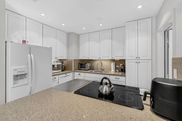 2625 NW 3rd Avenue, Wilton Manors, FL 33311