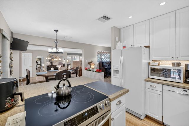 2625 NW 3rd Avenue, Wilton Manors, FL 33311