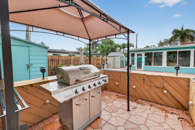 2625 NW 3rd Avenue, Wilton Manors, FL 33311