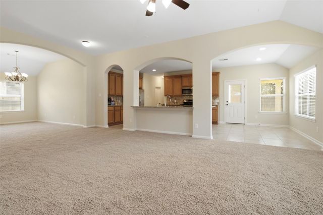 24422 Myrtle Creek Falls, Tomball, TX 77375