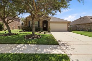 24422 Myrtle Creek Falls, Tomball, TX 77375