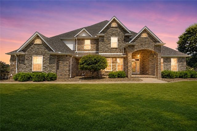 2634 River Rock Circle, Fayetteville, AR 72703