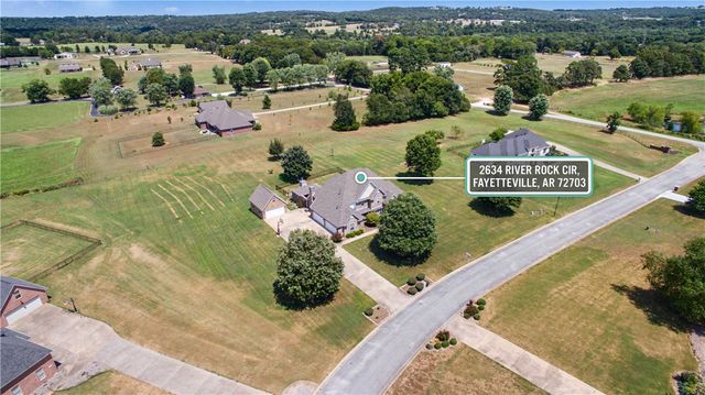 2634 River Rock Circle, Fayetteville, AR 72703