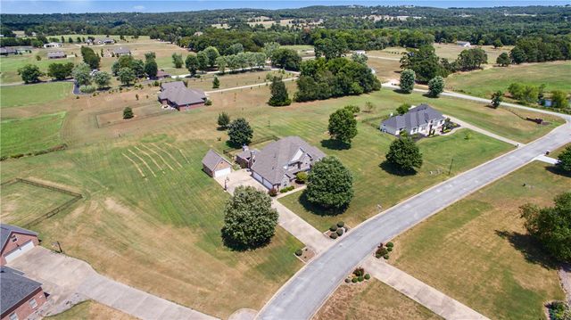 2634 River Rock Circle, Fayetteville, AR 72703