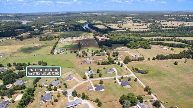 2634 River Rock Circle, Fayetteville, AR 72703