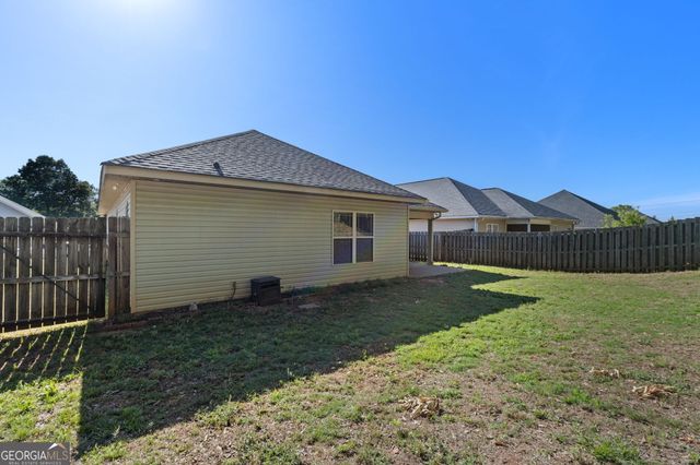 109 Hawks Ridge Trace, Byron, GA 31008