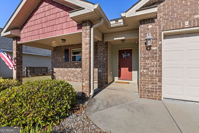 109 Hawks Ridge Trace, Byron, GA 31008