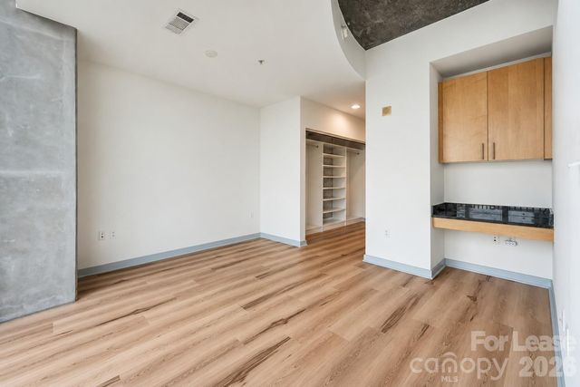 210 N Church Street 1204, Charlotte, NC 28202