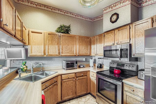 1918 Lotus Blossom, San Antonio, TX 78247