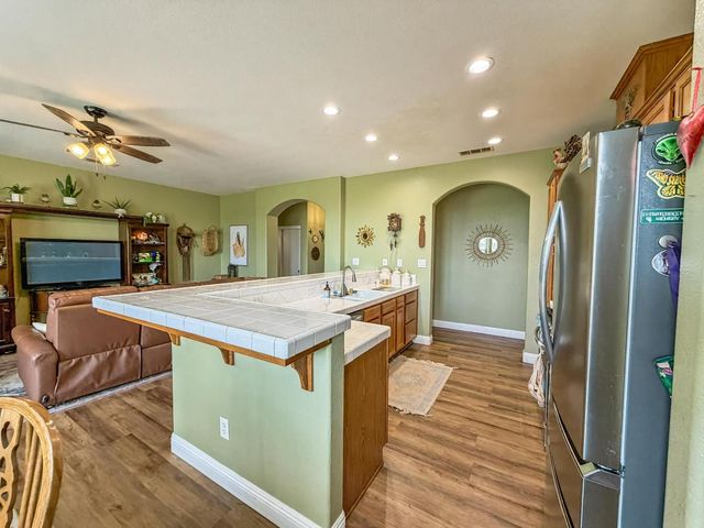 2811 Walton Avenue, Sanger, CA 93657