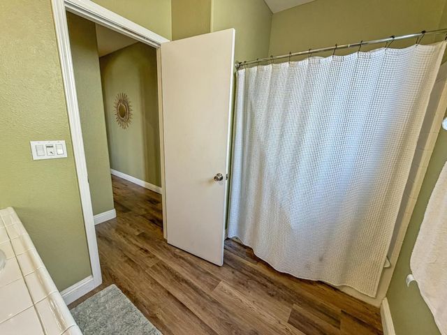 2811 Walton Avenue, Sanger, CA 93657