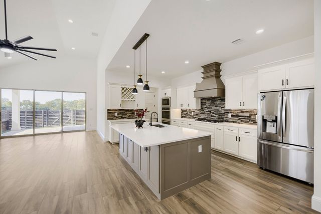8832 Vermillion Street, North Richland Hills, TX 76180