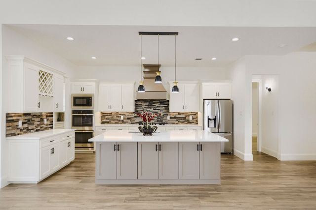 8832 Vermillion Street, North Richland Hills, TX 76180