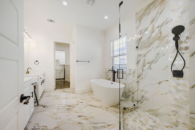 8832 Vermillion Street, North Richland Hills, TX 76180