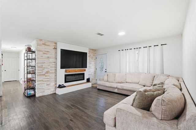 4900 Cordell Street, Greenville, TX 75401