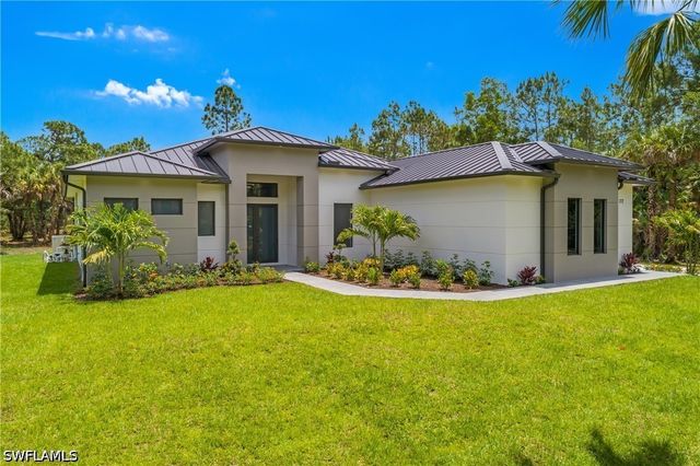 172 11th ST SW, Naples, FL 34117
