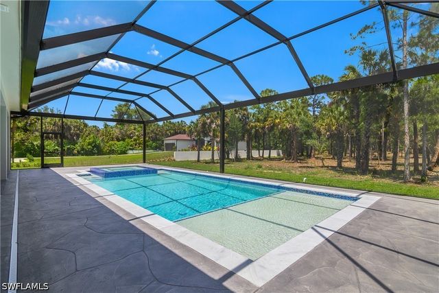 172 11th ST SW, Naples, FL 34117