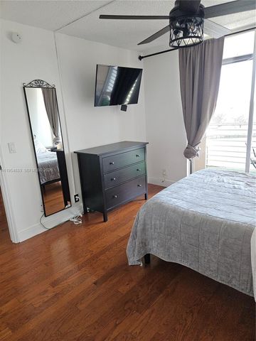 9441 Live Oak Pl 407, Davie, FL 33324