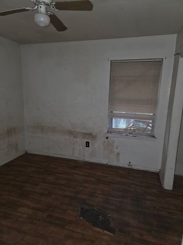 323 Satinwood Drive, Dallas, TX 75217