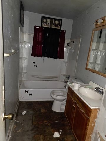 323 Satinwood Drive, Dallas, TX 75217