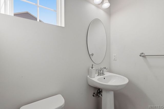 370 Quarry Run, Grand Island, NY 14072