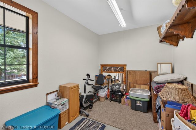 8437 Sebastian Lake Drive, Hackett, AR 72937