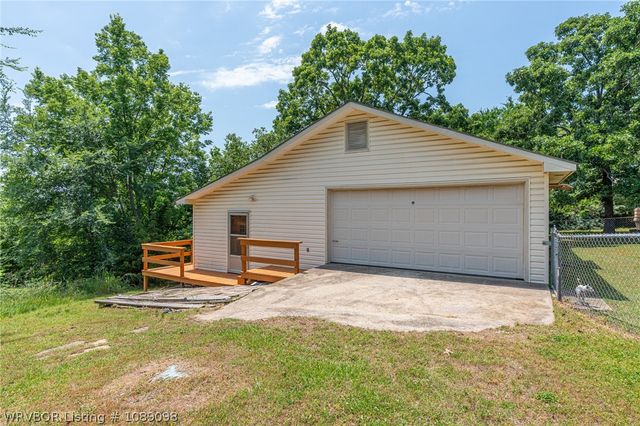 8437 Sebastian Lake Drive, Hackett, AR 72937