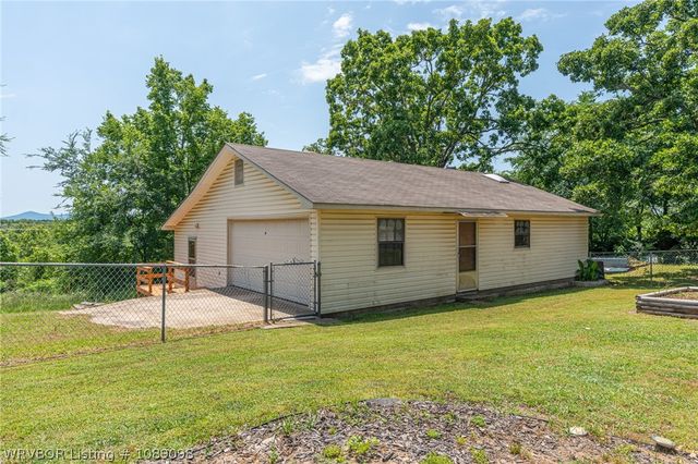 8437 Sebastian Lake Drive, Hackett, AR 72937