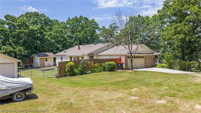 8437 Sebastian Lake Drive, Hackett, AR 72937