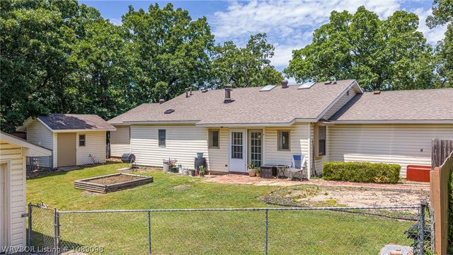 8437 Sebastian Lake Drive, Hackett, AR 72937