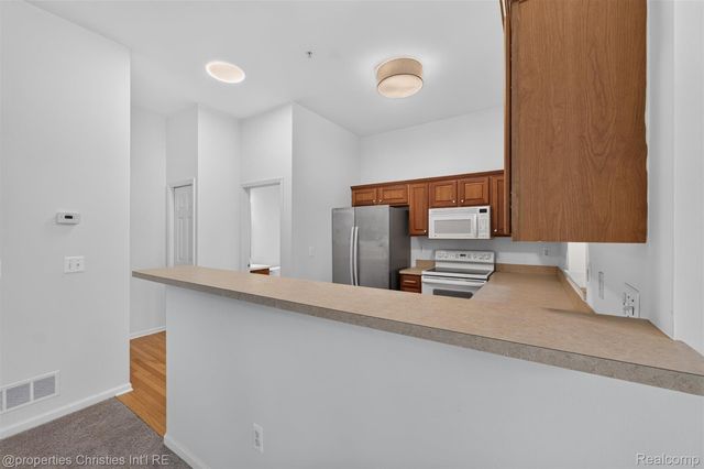39763 Rockcrest Circle, Northville Township, MI 48168