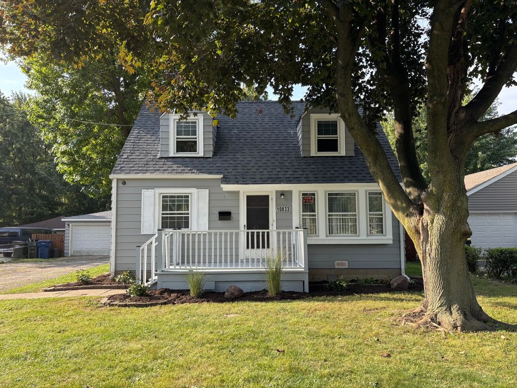 10833 Wellington Street, Melrose Park, IL 60164