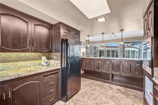 994 N Cleveland Street, Orange, CA 92867