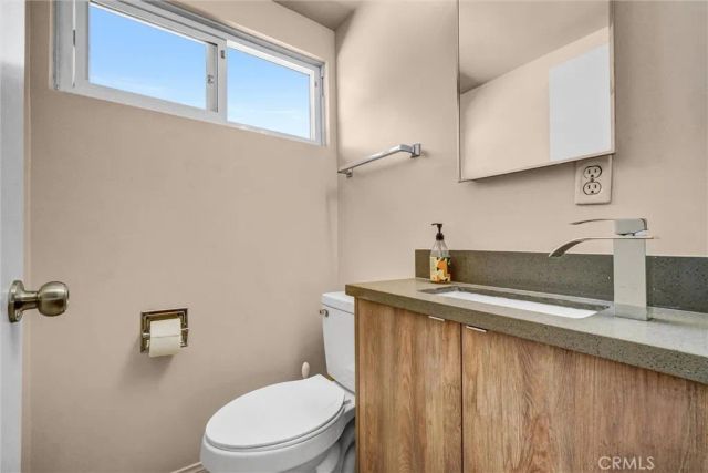 994 N Cleveland Street, Orange, CA 92867