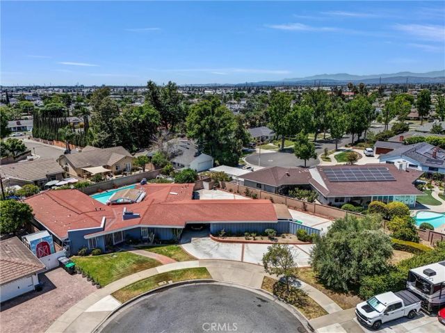 994 N Cleveland Street, Orange, CA 92867