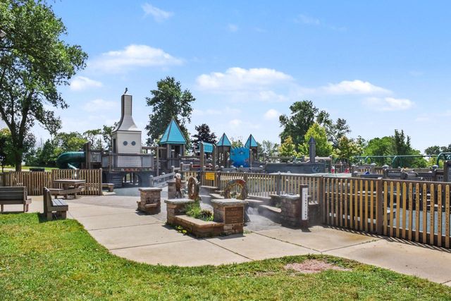 1800 Aster STREET, Port Washington, WI 53074
