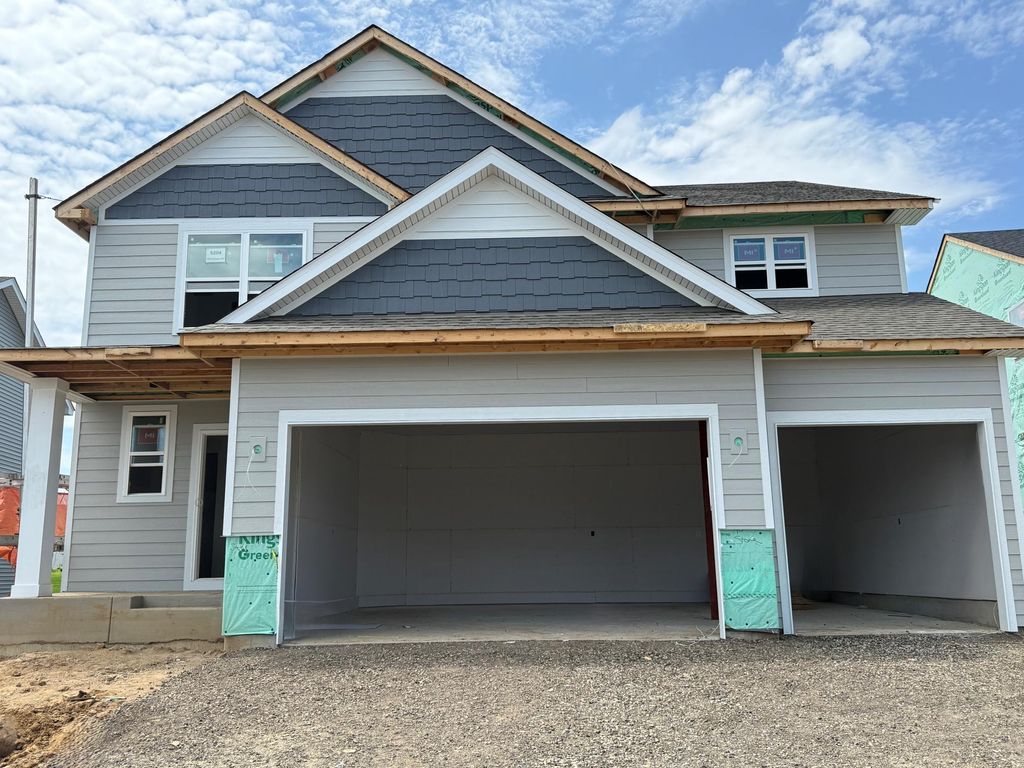 5204 Windlass Drive, Woodbury, MN 55129