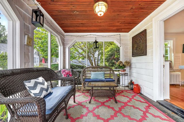 41 Hillcrest Ave, Melrose, MA 02176