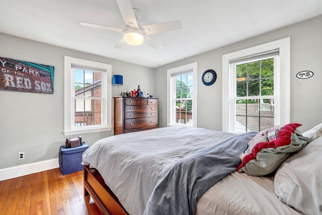 41 Hillcrest Ave, Melrose, MA 02176