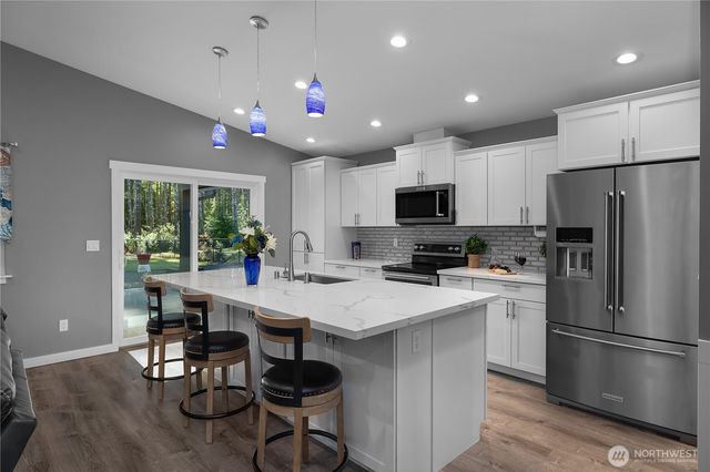 270 E Road of Tralee, Shelton, WA 98584